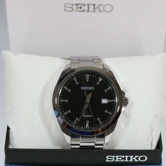 Seiko Stainless Steel 42mm Men's Watch - Picture 2 of 4